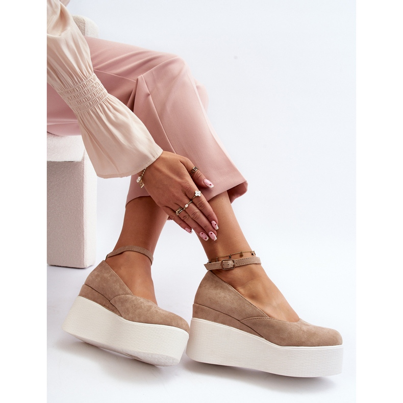 Beigefarbene Malla-Espadrilles mit Keilabsatz für Damen 1