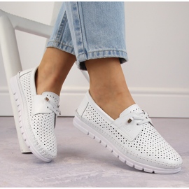 Damen-Slipper aus durchbrochenem Leder, weiß Vinceza 7872 1