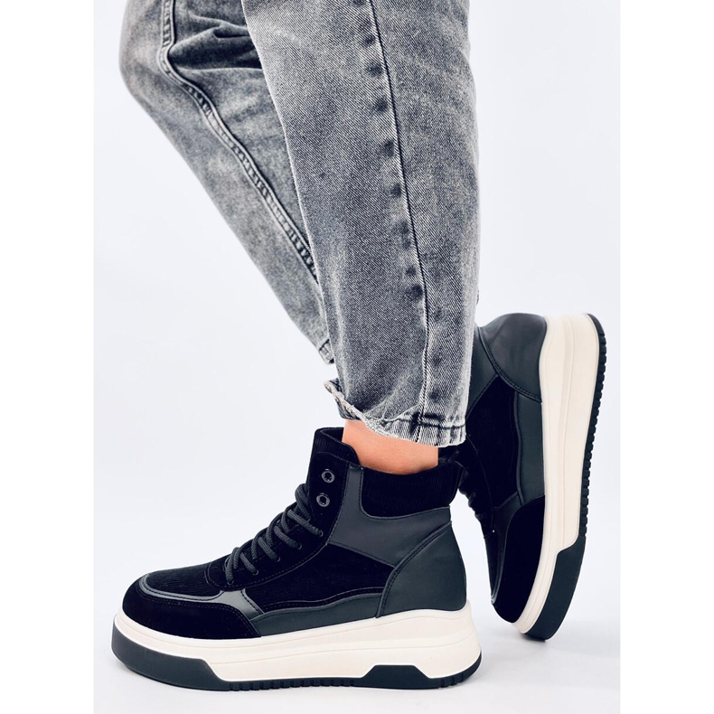 Riess Schwarze High-Top-Sneaker 2