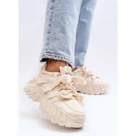 Beigefarbene Damen-Sneaker mit dicker Sohle von Ellerai 2