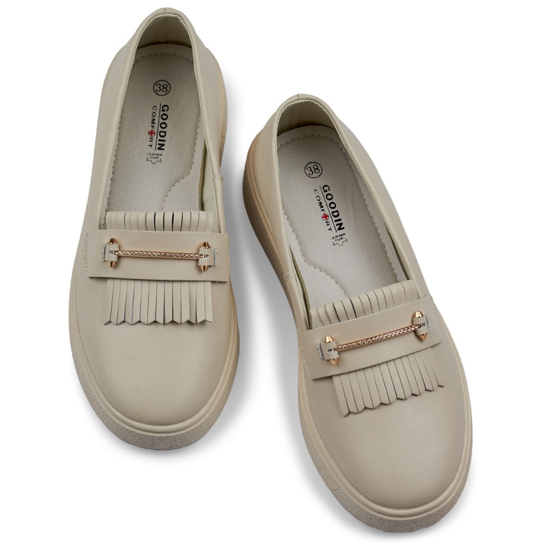 Damenschuhe aus beigem Leder 1