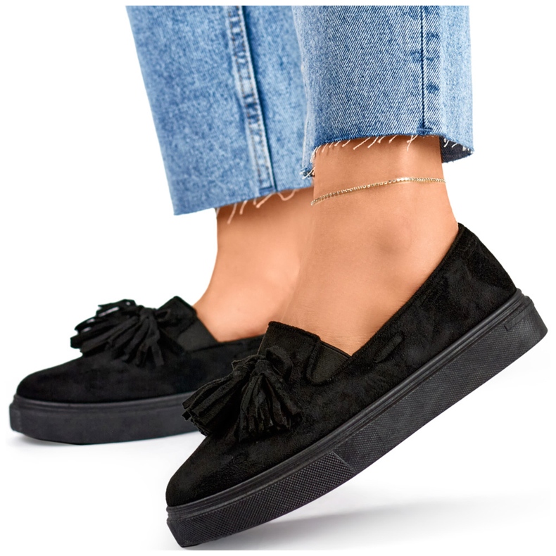 Schwarze Damenschuhe mit Fransen, schwarze Mokassins mit Fransen 1