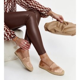 Beigefarbene Espadrilles mit Glanz auf der Caithlin-Plattform 1