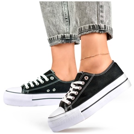 Schwarze Sneaker mit dicker Sohle, klassische Damen-Sneaker auf der Plattform 1