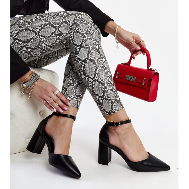 Schwarze Artje-Pumps mit hohem Absatz 1