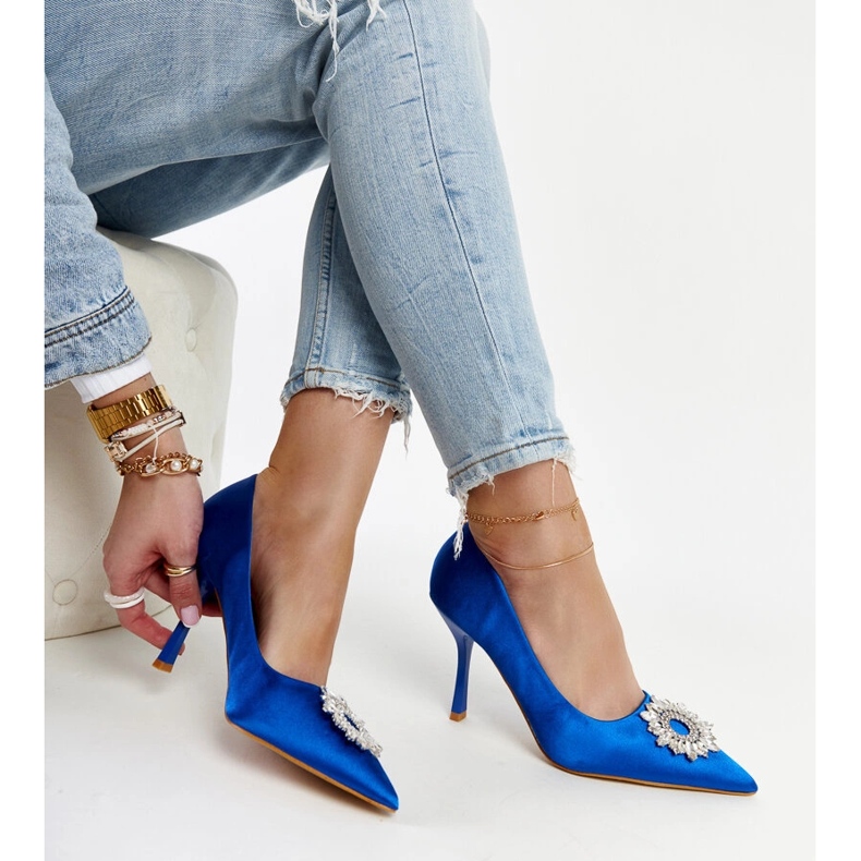 Blaue High Heels mit Satin-Finish und Strasssteinen von Susegana 1