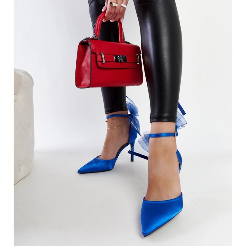 Blaue High Heels mit Schleife von Ilaysa 1