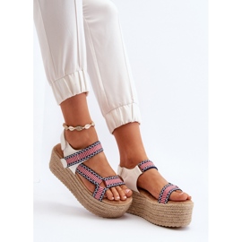 Damensandalen mit geflochtener Massivsohle, weißes Luminea 1