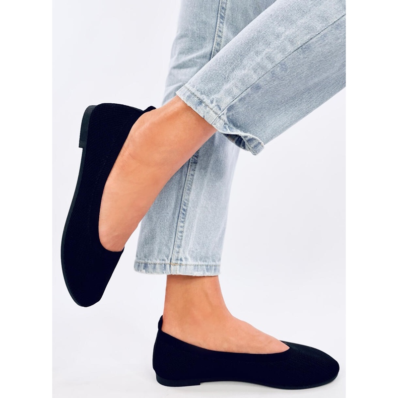 Cavaday Ballerinas mit schwarzen Socken 2