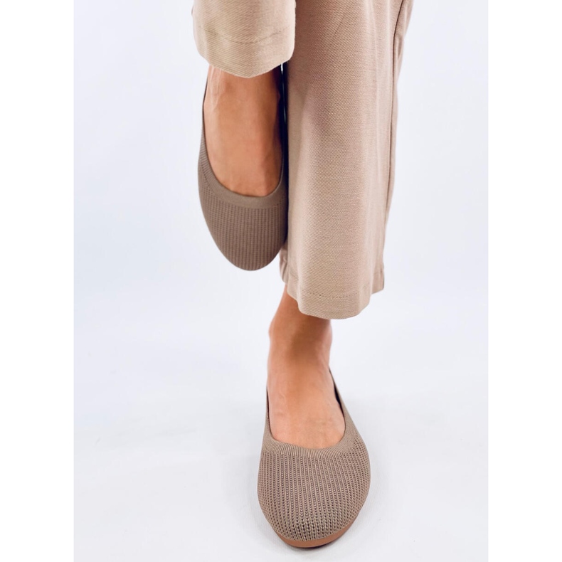 Cavaday Khaki Sockenballerinas braun 1