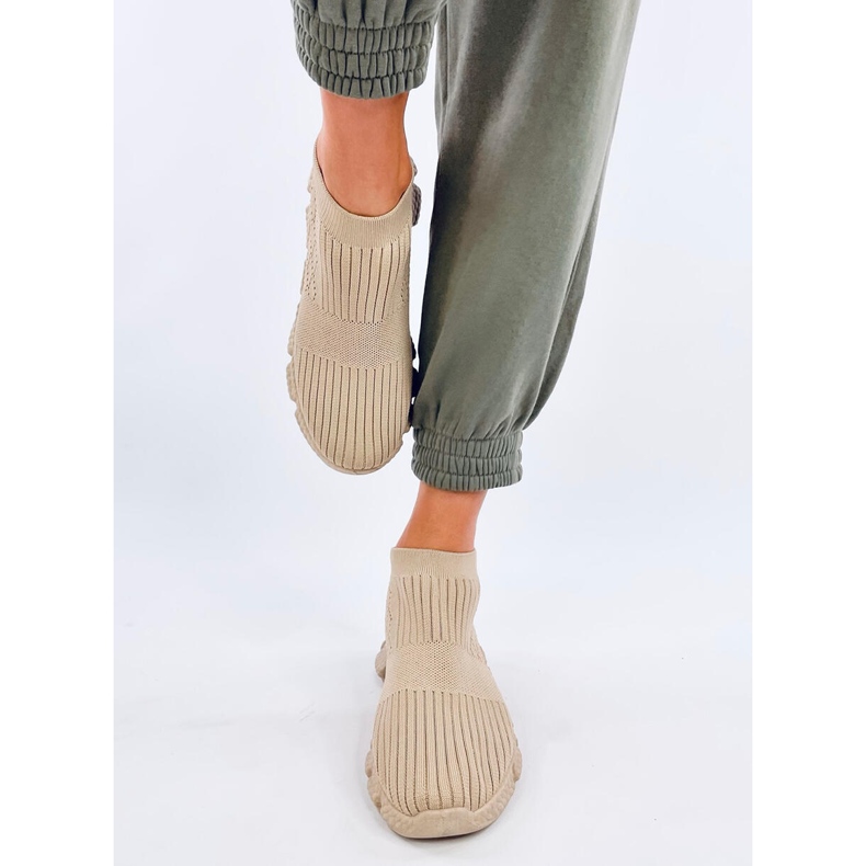 Darts Beige Socken-Sportschuhe 1