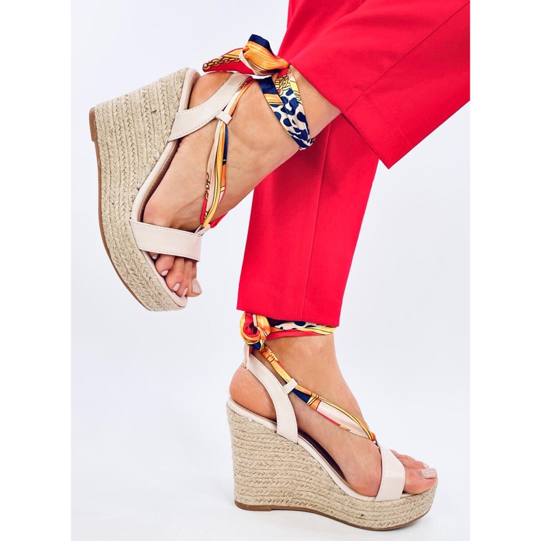 Birrel Beige Espadrille-Sandalen mit Keilabsatz 1