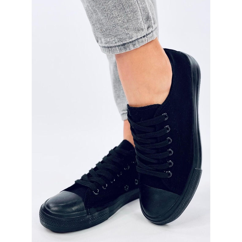 Klassische Levens Allblack-Schnürsneaker (schwarze Sohle) 2