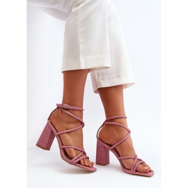 Rosafarbene Herfiana-Sandalen mit hohen Absätzen und Riemen 1