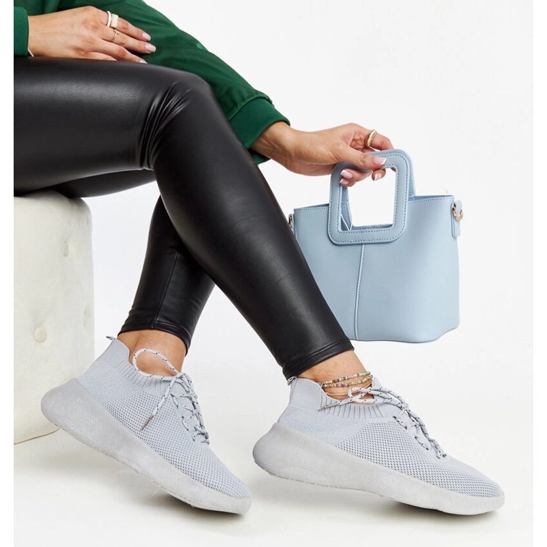 Graue Roshni-Sportsneaker 1