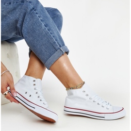 Weiße High-Top-Sneaker von Eliska 1