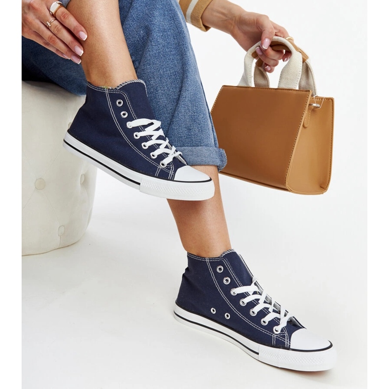Marineblaue High-Top-Sneaker von Eliska 1