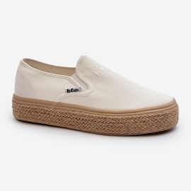 Slip-On-Sneaker für Damen mit Zopfmuster Lee Cooper LCW-24-44-2430 weiß 1