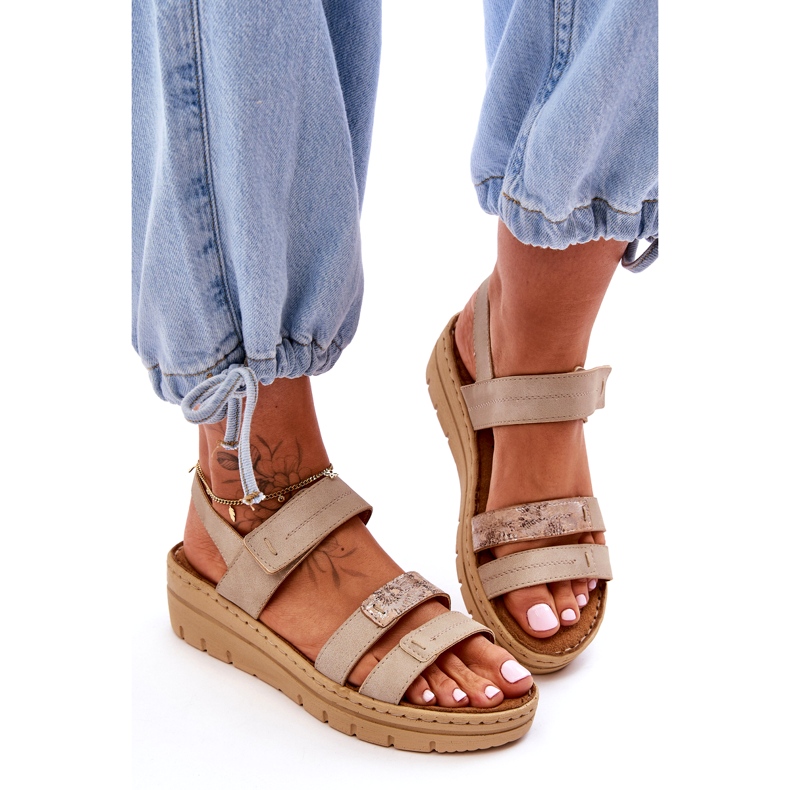 Vinceza Damen-Ledersandalen mit Klettverschluss, Beige 2