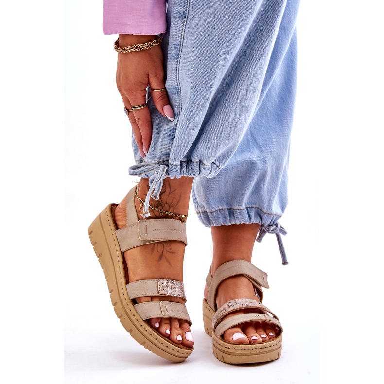 Vinceza Damen-Ledersandalen mit Klettverschluss, Beige 1