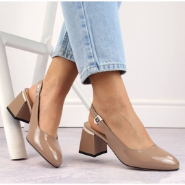 Vinceza W JAN271 beige Lackledersandalen 1