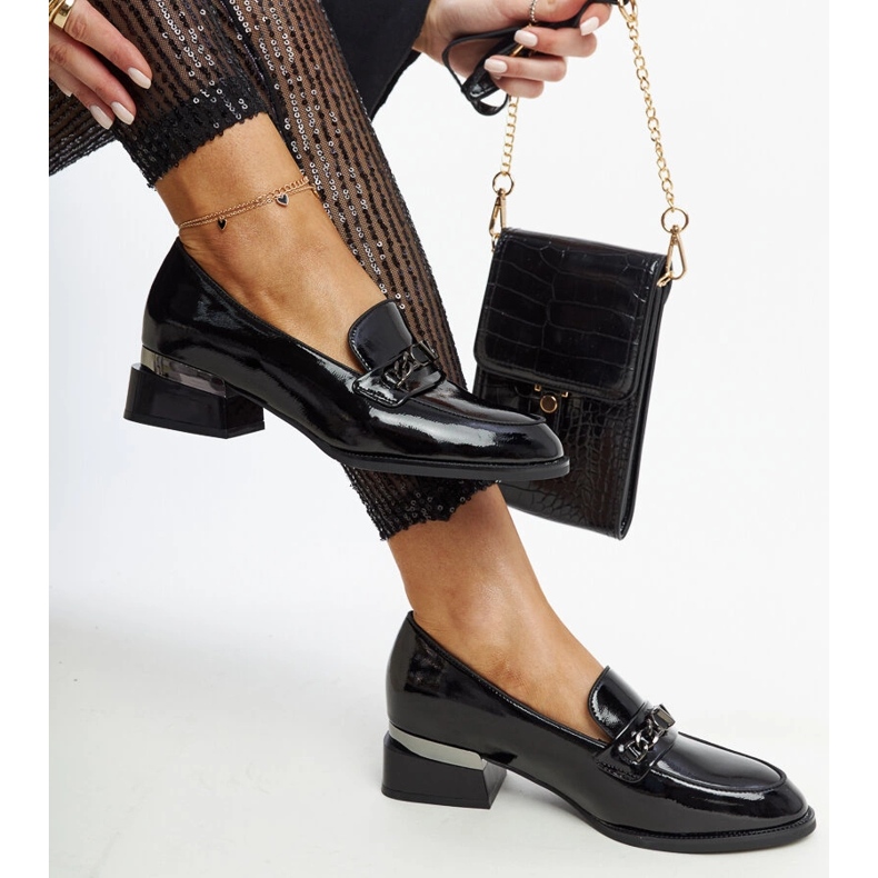 Schwarze Lackschuhe von Vinceza 1