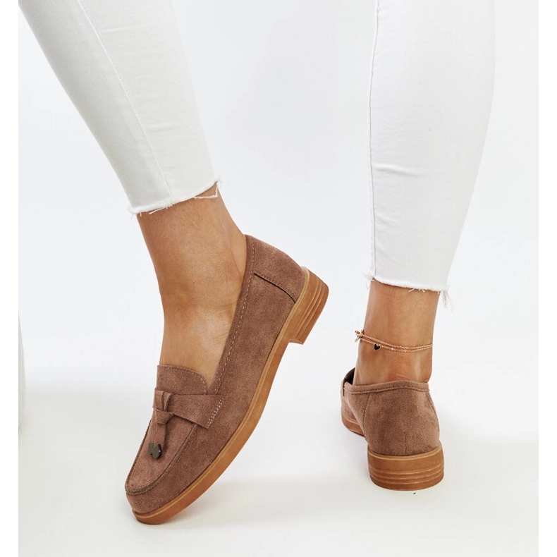 Braune Wildleder-Loafer von Vinceza 1