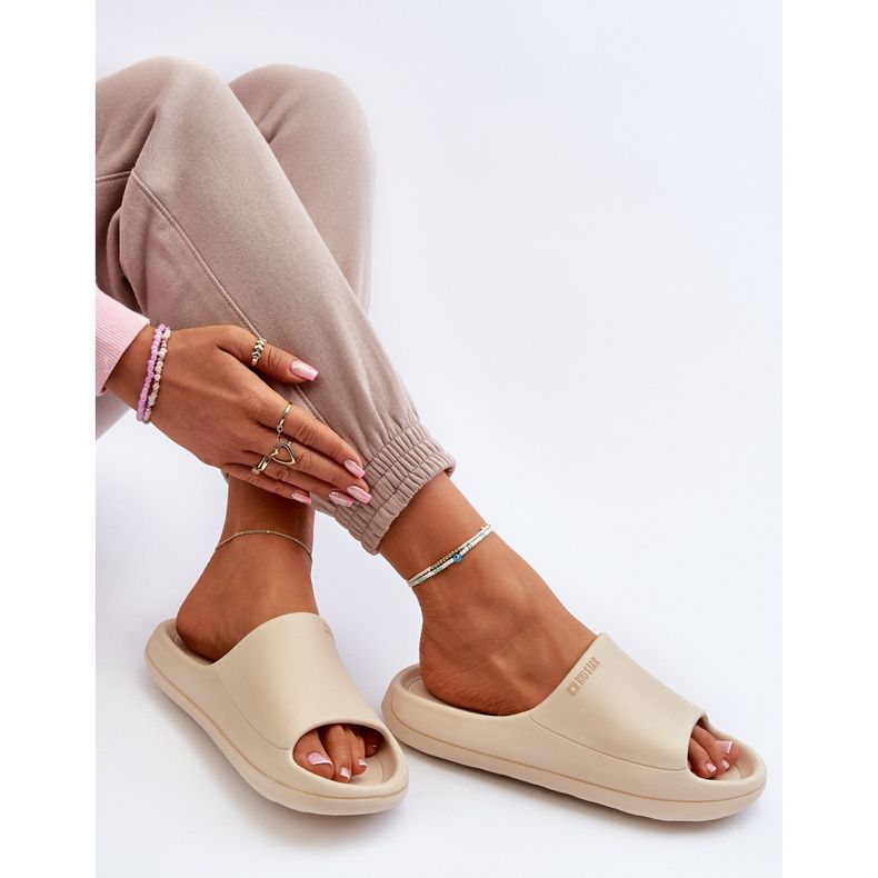 Leichte Damen-Flip-Flops Big Star NN274A040 Beige 1