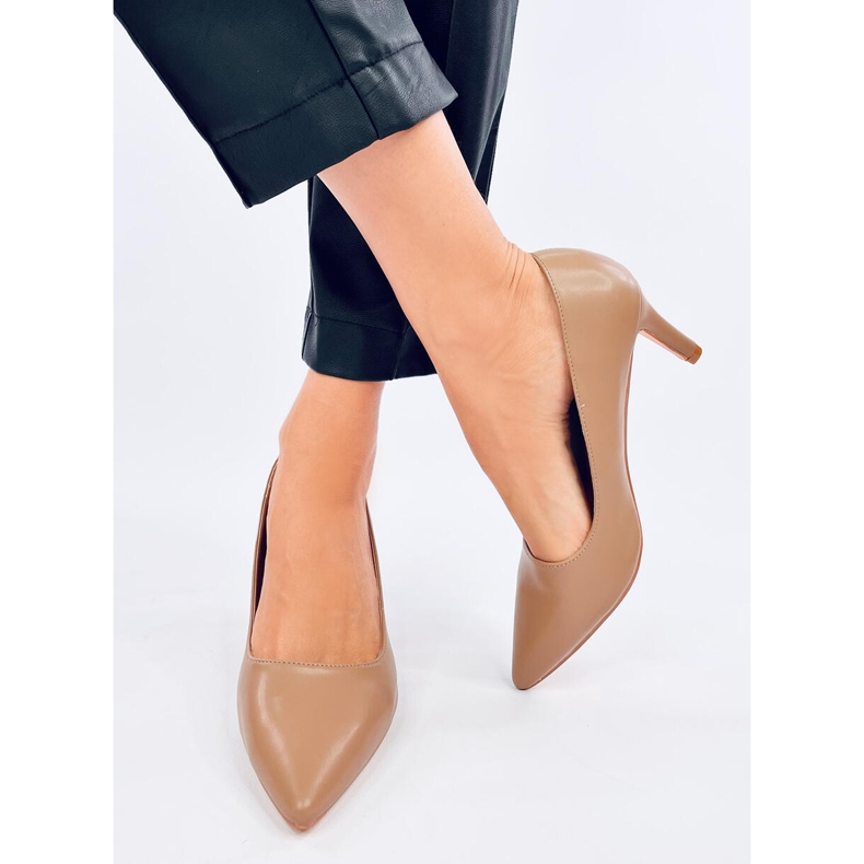 Greave Khaki-Pumps mit niedrigem Absatz beige 1