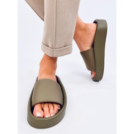 Weiche Damen-Flip-Flops von Fontes Oliver grün 1