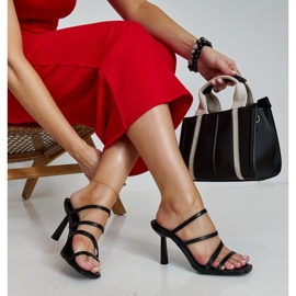 Schwarze Semira-Flip-Flops mit hohen Absätzen 1