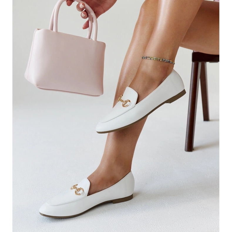 Weiße Mokassins mit Schnalle von Erminia 1