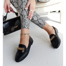 Schwarze Slipper mit Scaletta-Kette 1