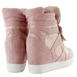 Rosa Wildleder-Sneaker mit Klettverschluss 1