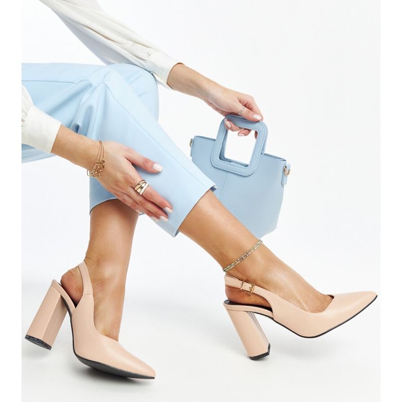 Offene Pumps von Wechsler in Beige 1