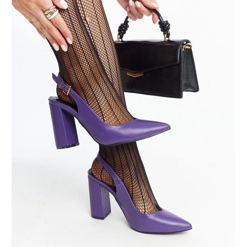 Lila Wechsler-Pumps mit offener Zehenpartie 1