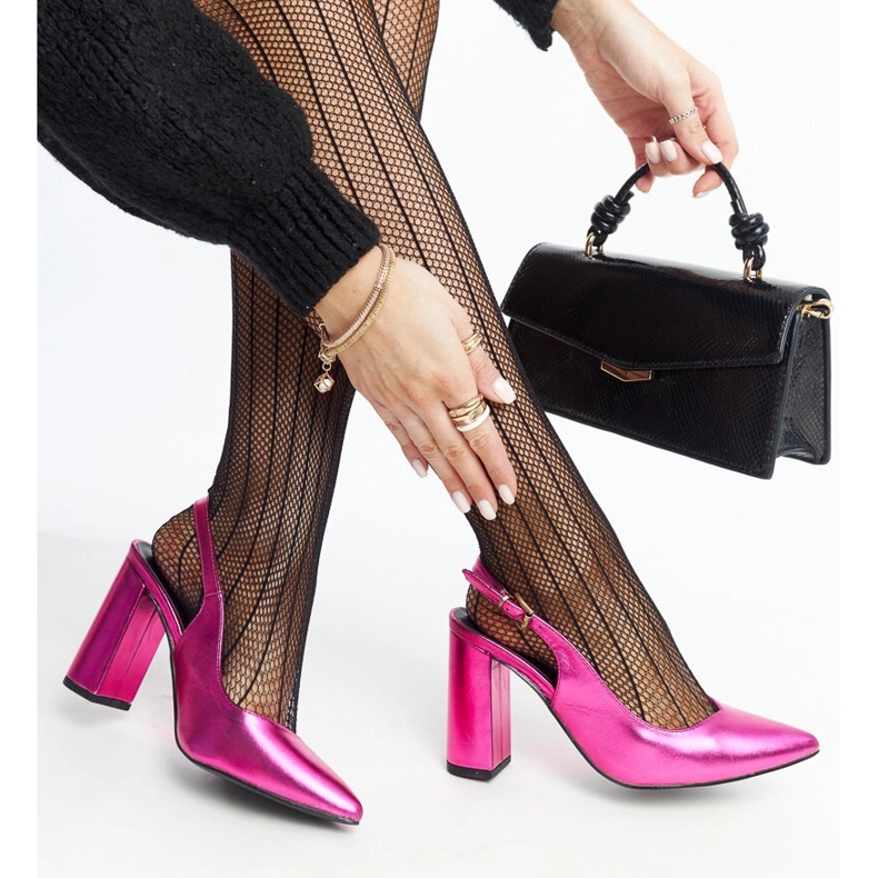 Rosa Wechsler-Pumps mit offener Zehenpartie 1