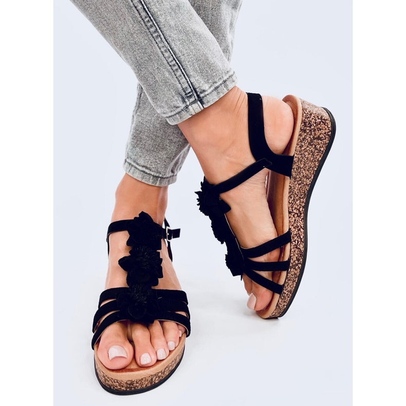 Fisken Schwarze Keilsandaletten mit Blumenmuster 1