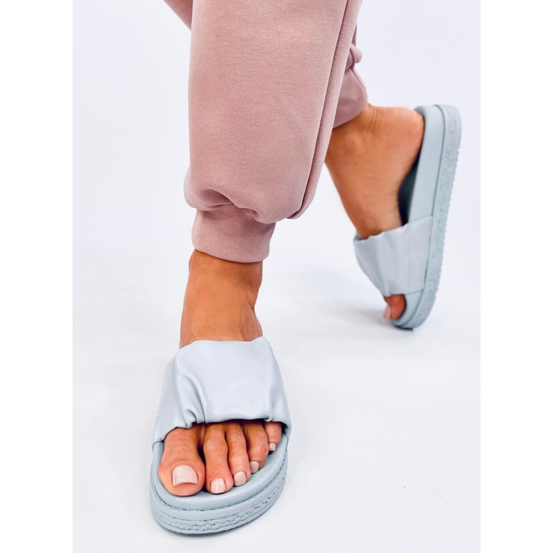 Atissa Blaue Hausschuhe für Damen 2