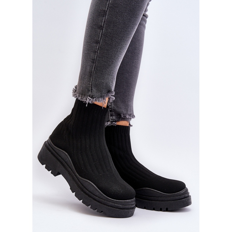 Schwarze Elipara Slip-On-Sockenstiefel für Damen mit massiver Sohle 2