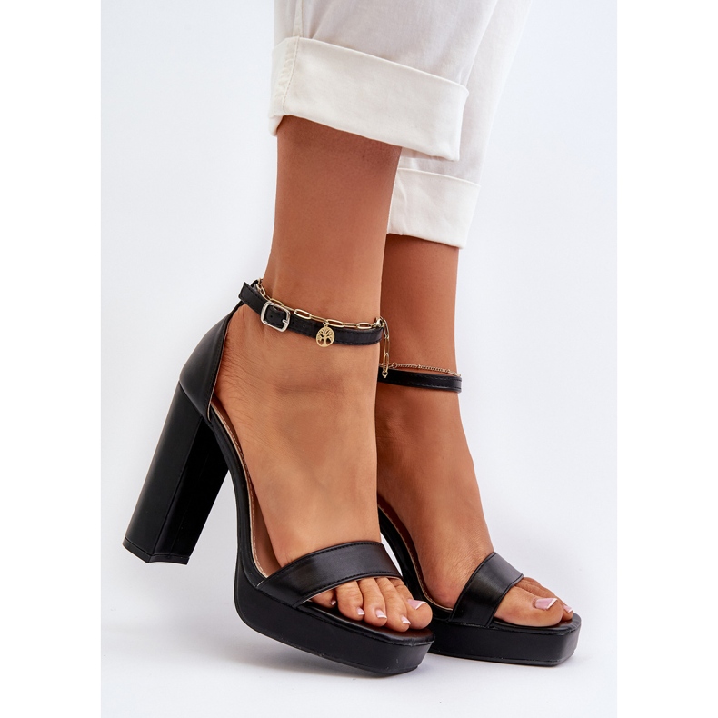 Schwarze Trewenna-Sandalen mit hohem Absatz 2