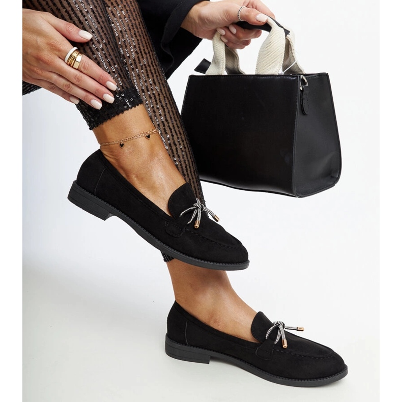 Schwarze Mokassins mit dekorativer Endike-Schleife 1