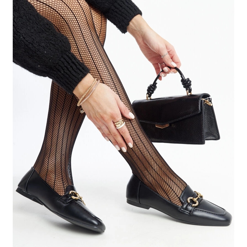 Schwarze Mokassins mit Areebah-Schnalle 1