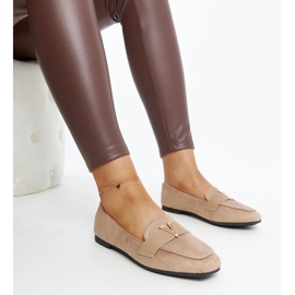 Braune Mokassins mit Namal-Dekoration 1