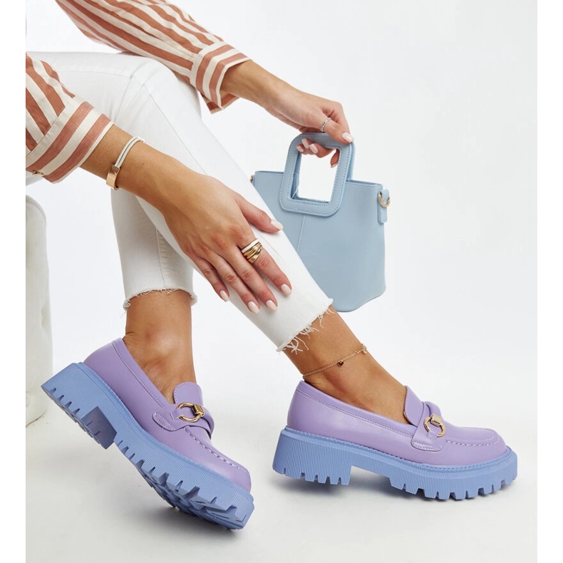 Lila Slipper mit Lasima-Schnalle 1