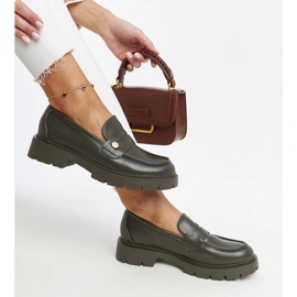 Dunkelgrüne Mokassins aus Öko-Leder Mladenka 1