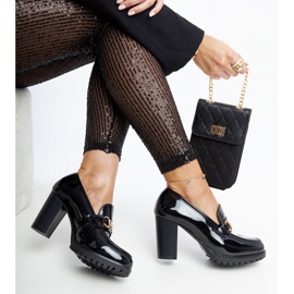 Schwarze Giacoma-Pumps mit Lackabsatz 1