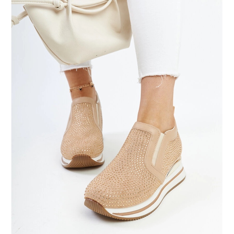 Braune Cadelaria-Keilsneaker 1