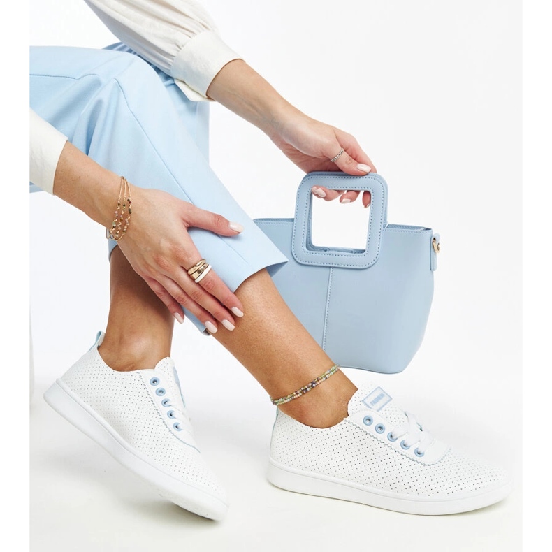 Weiße Yusra-Sneaker aus Öko-Leder 1