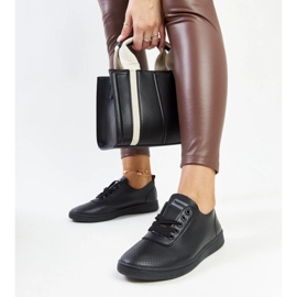 Schwarze Yusra-Sneaker aus Öko-Leder 1